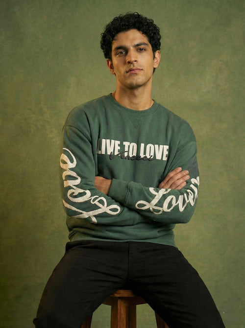 Green love sweatshirt
