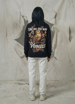 Black owl sweatshirt