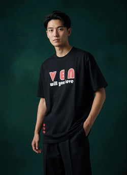 Love black T-shirt