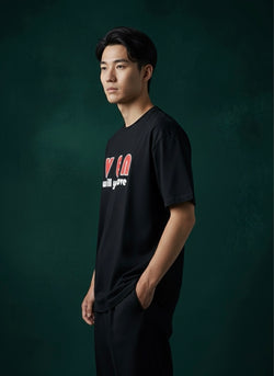 Love black T-shirt